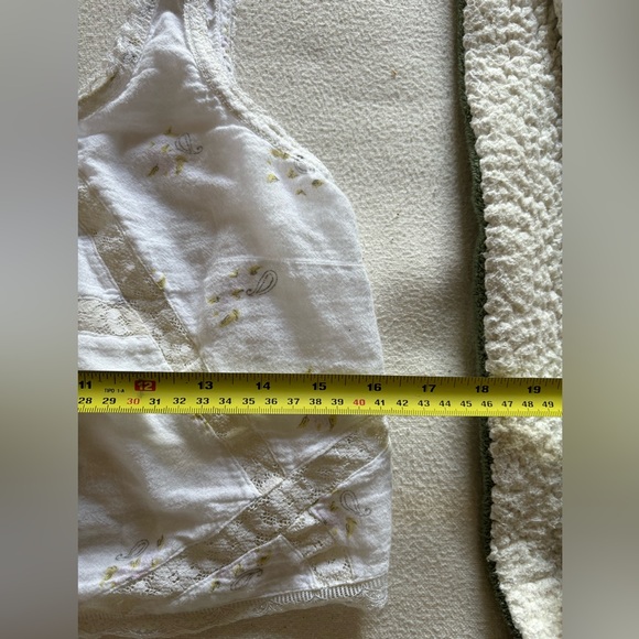 Vintage Billabong cropped paisley white and yellow tank top - Picture 5 of 7